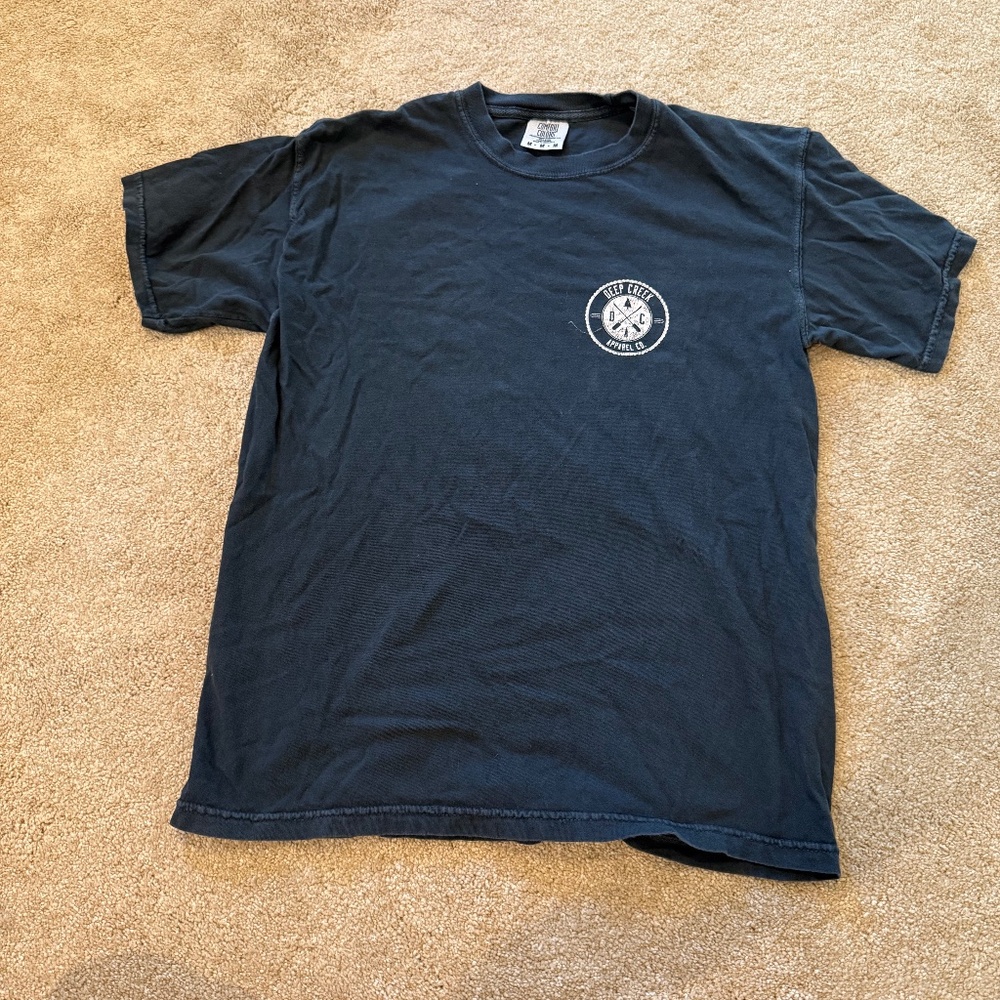 Size medium t-shirt Deep Creek Lake